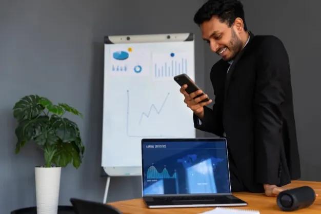 Become a financial analyst