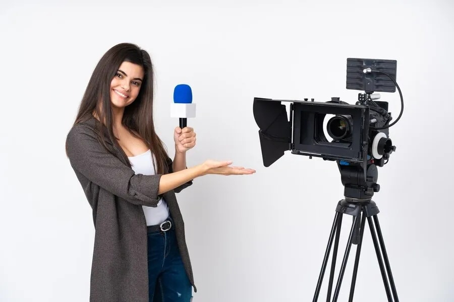 Student Testimonials: The Online BAJMC Experience