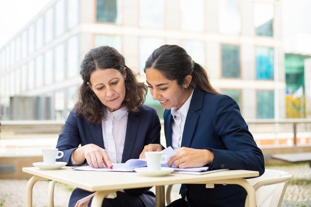 Difference between bcom and bcom hons