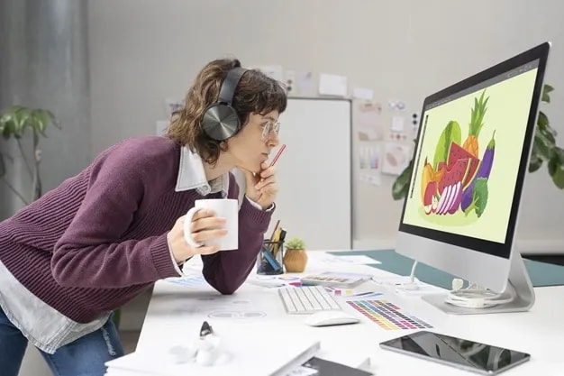How to become a graphic designer
