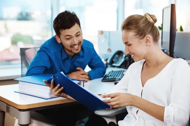 Job placement assistance for online students