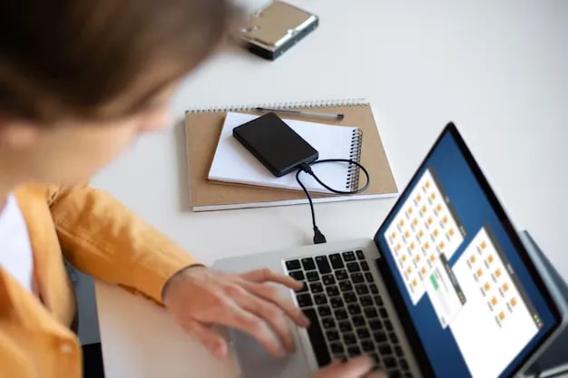 Pros and Cons of Online Education