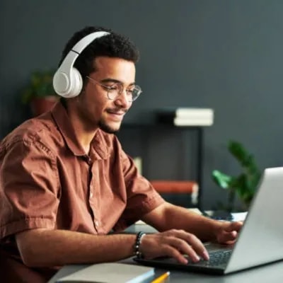 Amity Online BCA vs BTech in Computer Science