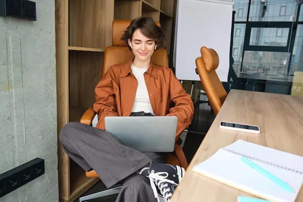 Amity Online Prepare for Hybrid Workspaces with an online MBA in HR