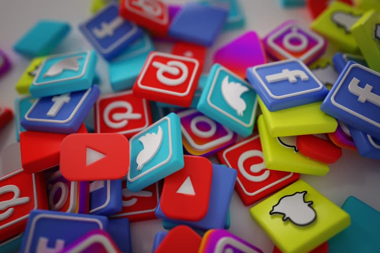 Amity Online Social Media Marketing