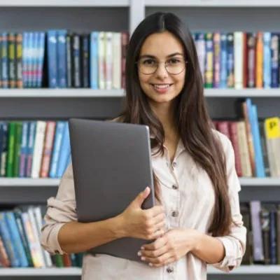 Amity Online B.Com + MBA Instead of a Regular B.Com