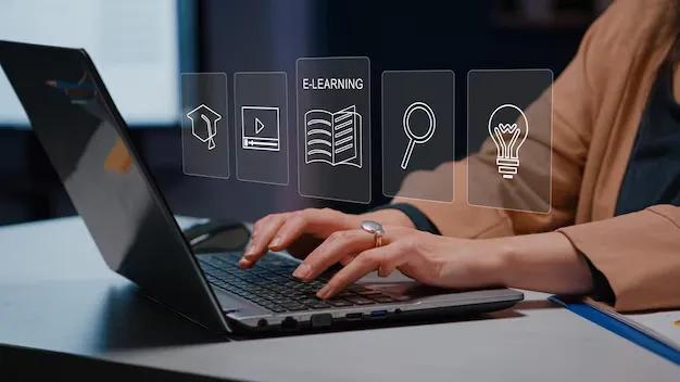 Amity Online Science Courses After 12th: Top Options To Pursue