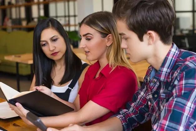 Amity Online How to choose mba specialization