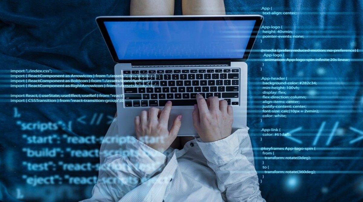 Amity Online Computer Science Degree: offline vs online